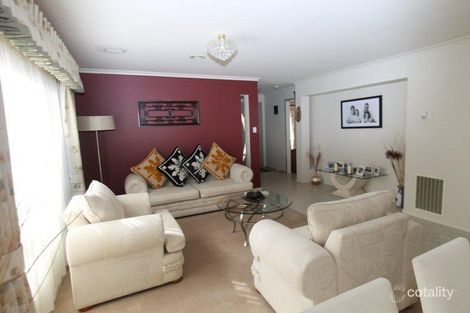 Property photo of 3 Tralee Circuit Narre Warren VIC 3805