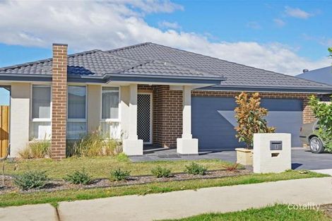 Property photo of 8 Bourne Ridge Oran Park NSW 2570