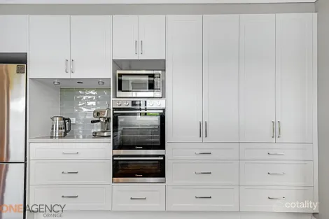 Property photo of 12 Redgum Avenue Orange NSW 2800