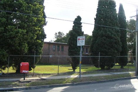 100 Roberts Rd, Greenacre, NSW 2190