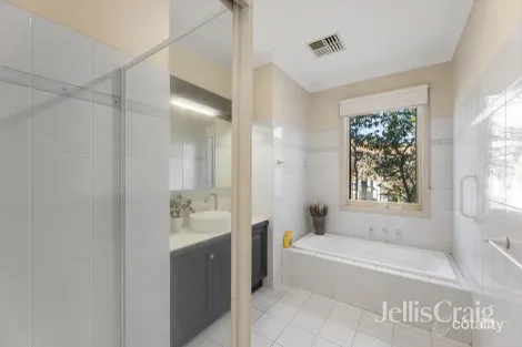 Property photo of 55 Inverness Way Balwyn North VIC 3104