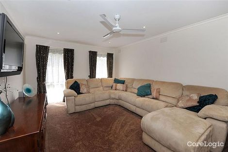 Property photo of 70 Maple Street Seaford VIC 3198