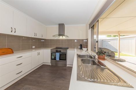 Property photo of 21 John Harris Drive Nuriootpa SA 5355