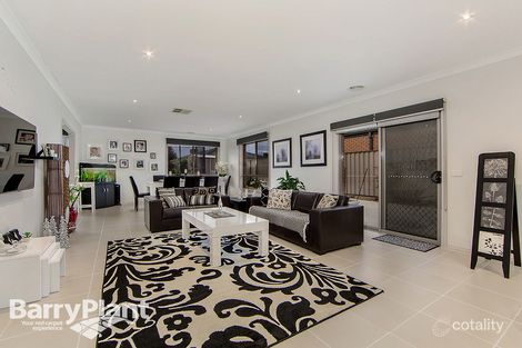 Property photo of 5 West Highland Drive Burnside Heights VIC 3023