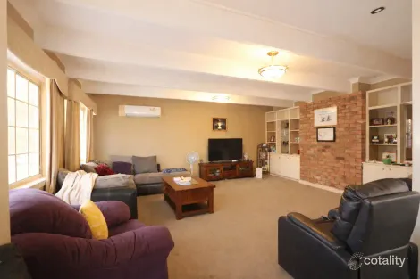 Property photo of 46 Fish Parade Gormans Hill NSW 2795