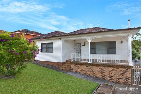 Property photo of 30 Beatus Street Unanderra NSW 2526