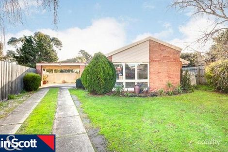 Property photo of 10 Yew Court Cranbourne North VIC 3977