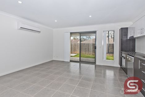 2/19 Westray Cres, Redbank Plains, QLD 4301