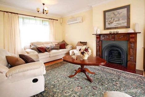 Property photo of 27 Hampshire Road Forest Hill VIC 3131