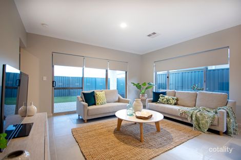 Property photo of 3 Celestine Way Treeby WA 6164