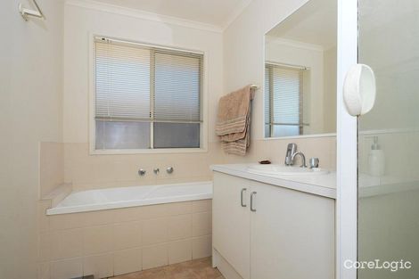 Property photo of 3/49 Oberon Drive Carrum Downs VIC 3201