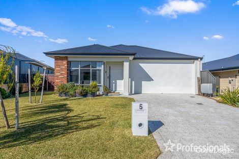 Property photo of 5 Lofter Way Yanchep WA 6035