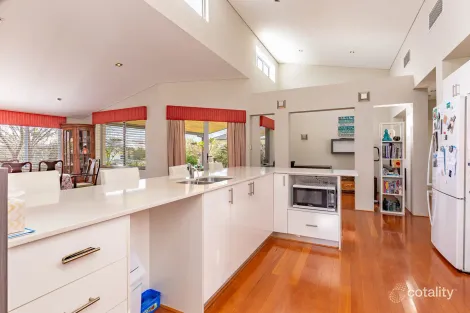 Property photo of 1 Savory Crescent Yalyalup WA 6280