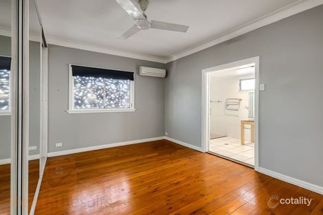 Property photo of 32 Eleventh Avenue Kedron QLD 4031