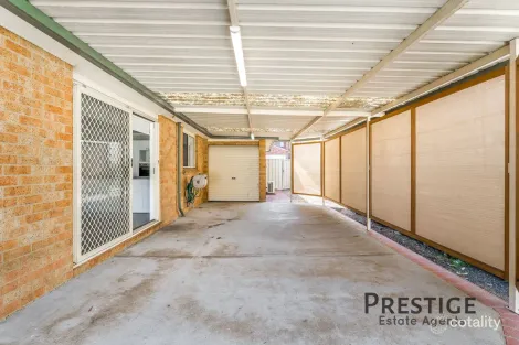 Property photo of 3 Nicol Place Hinchinbrook NSW 2168