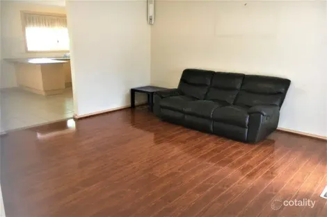 Property photo of 2/3 Melbe Crescent Dandenong VIC 3175