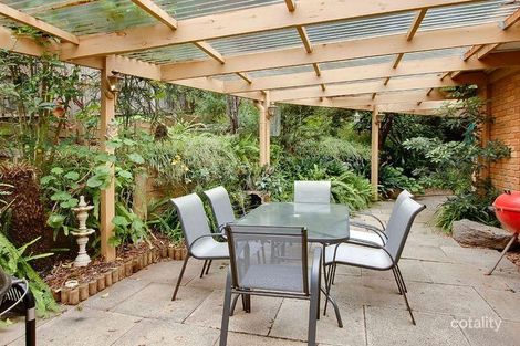Property photo of 4 Oakleaf Court Ringwood VIC 3134