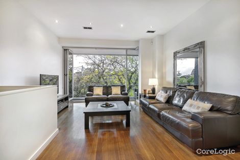 Property photo of 2/7 Verdant Avenue Toorak VIC 3142