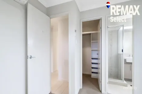 Property photo of 2/6 Whitehaven Drive Blacks Beach QLD 4740