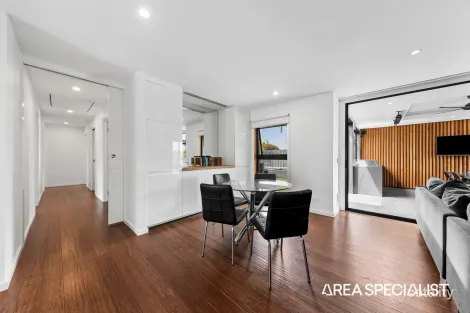 Property photo of 20 Cormorant Close Blind Bight VIC 3980