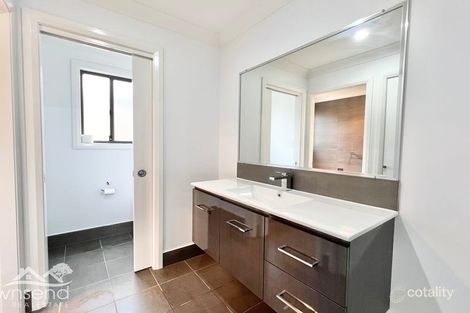 Property photo of 18 Downey Crescent Orange NSW 2800