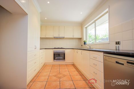 Property photo of 7 King Street Lake Albert NSW 2650