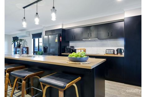 Property photo of 1 Vanessa Crescent Cotswold Hills QLD 4350