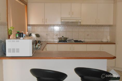Property photo of 10 Gibson Court Altona Meadows VIC 3028