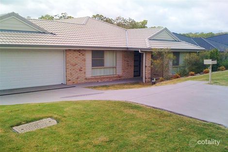 Property photo of 32 Hanover Drive Pimpama QLD 4209