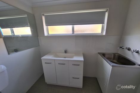 Property photo of 2/31 Frank Street Labrador QLD 4215