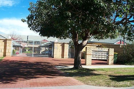 Property photo of 2/11 Norman Street St James WA 6102
