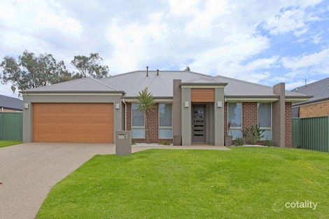 7 Featherstone Ave, Glenroy, NSW 2640