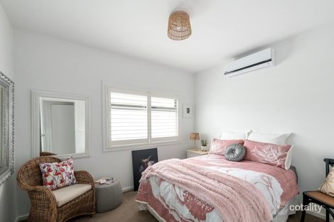 Property photo of 33 Byron Street Box Hill South VIC 3128