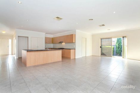 Property photo of 37 Millendon Boulevard Tarneit VIC 3029