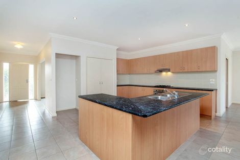 Property photo of 37 Millendon Boulevard Tarneit VIC 3029