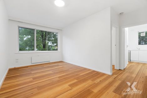 Property photo of 4/19 Ellesmere Road Windsor VIC 3181