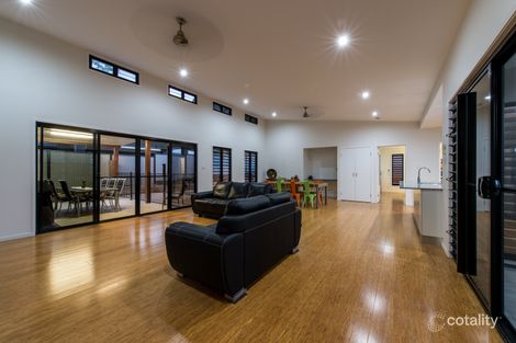 Property photo of 2 Sunset Drive Jubilee Pocket QLD 4802