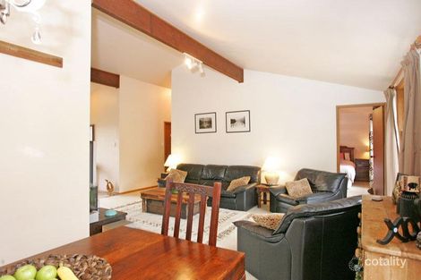 Property photo of 7 Pendant Parade Killarney Vale NSW 2261