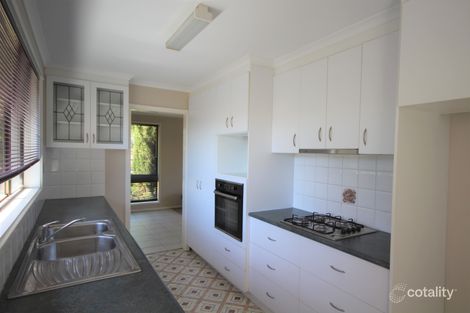 Property photo of 26 Oleander Crescent Lake Albert NSW 2650