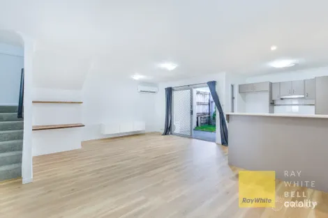 6/2 Toohey St, Pacific Pines, QLD 4211