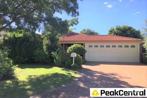 16 Ellesmere Cct, Success, WA 6164