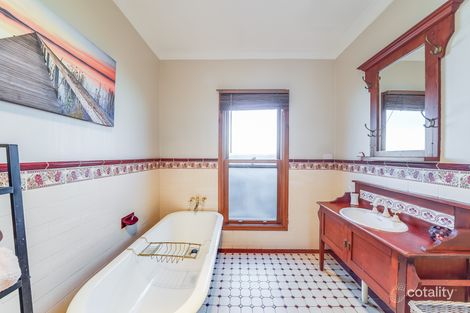 Property photo of 393 Argyle Street Picton NSW 2571