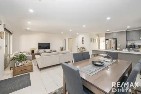 Property photo of 4/50 Toledo Drive Hocking WA 6065