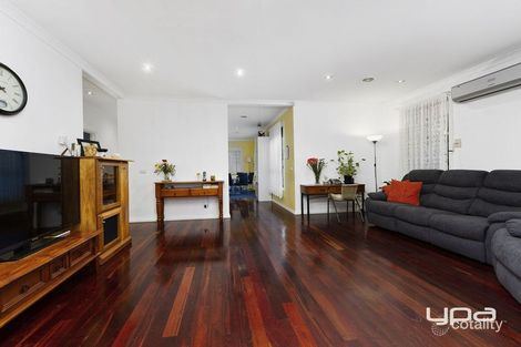 Property photo of 2/99 George Street St Albans VIC 3021