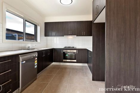 Property photo of 16 Lawn Walk Mernda VIC 3754