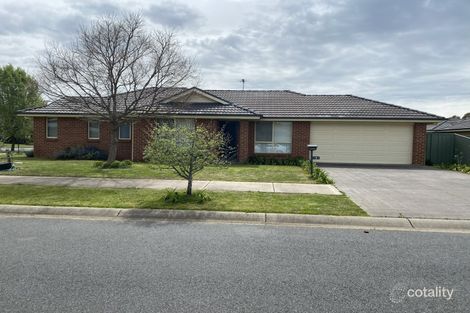 1 Garland Pl, Young, NSW 2594