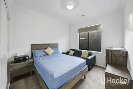 Property photo of 16 Leon Drive Weir Views VIC 3338