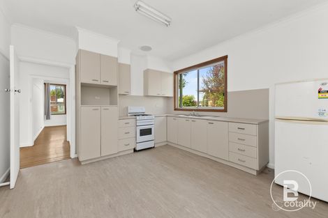 Property photo of 49 Primrose Street Wendouree VIC 3355