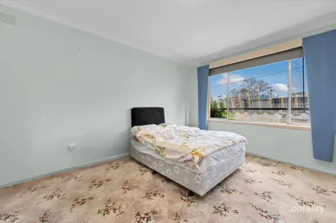 Property photo of 38 Slattery Place Pakenham VIC 3810