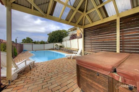 Property photo of 36 Floraville Road Belmont North NSW 2280